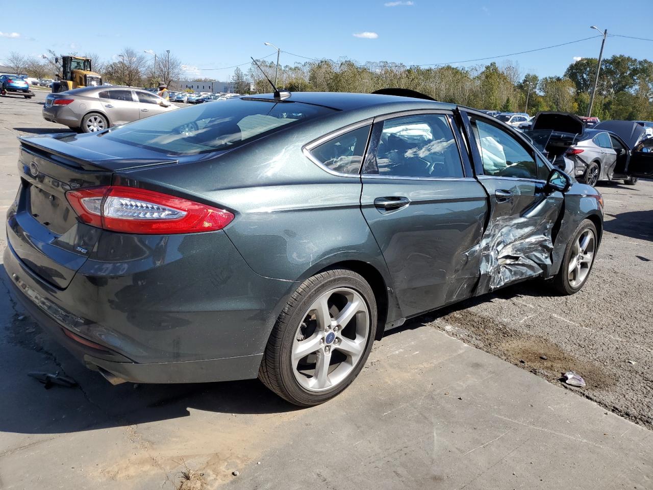 Ford Fusion Se Image 9