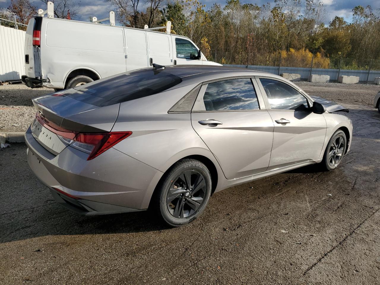 Hyundai ELANTRA Sel Image 6