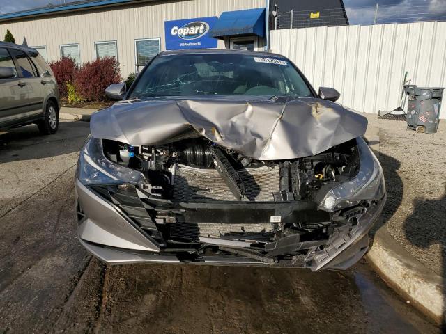 Hyundai ELANTRA Sel Image 2