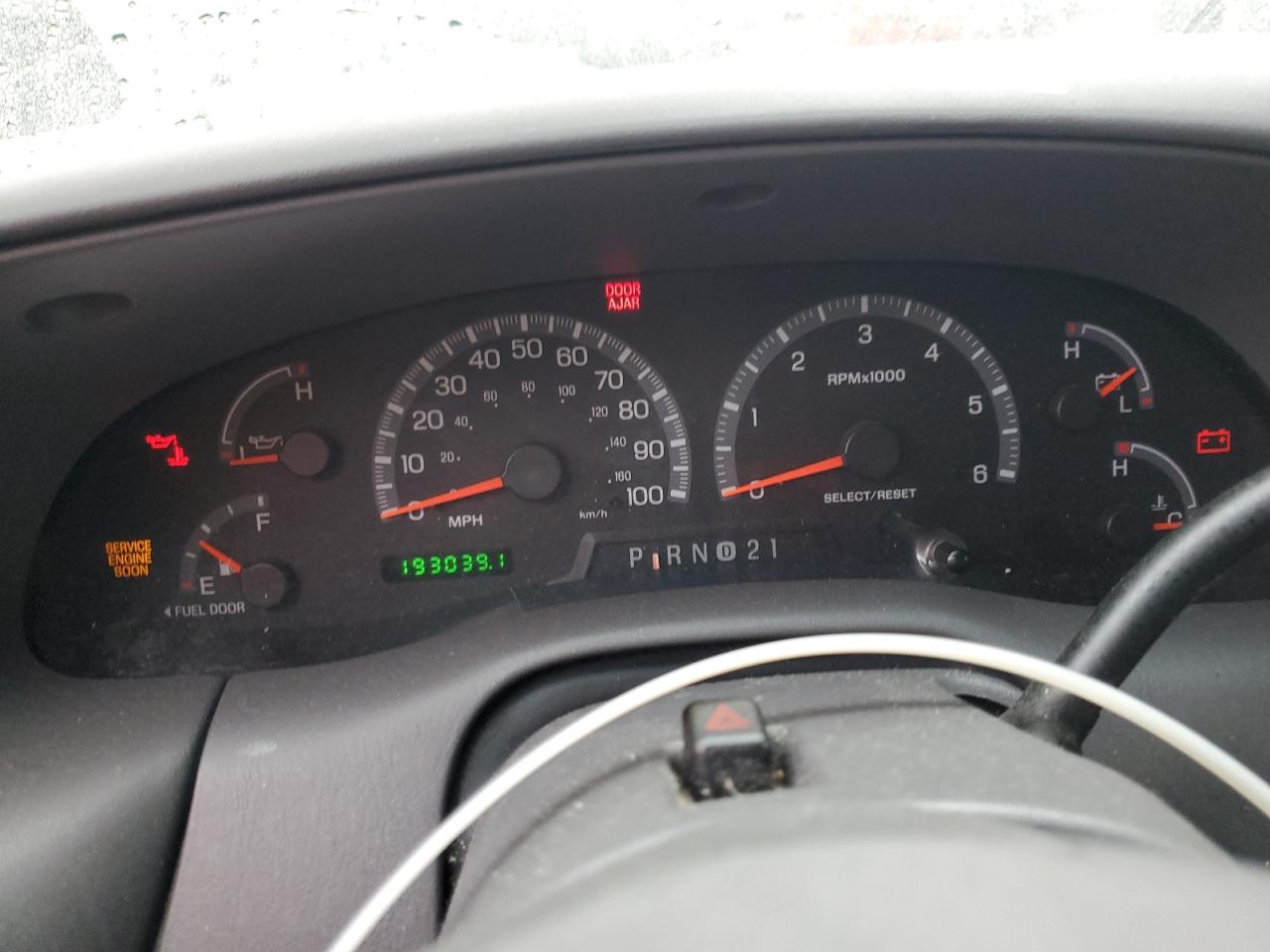 Ford F-150 Supercrew Image 5