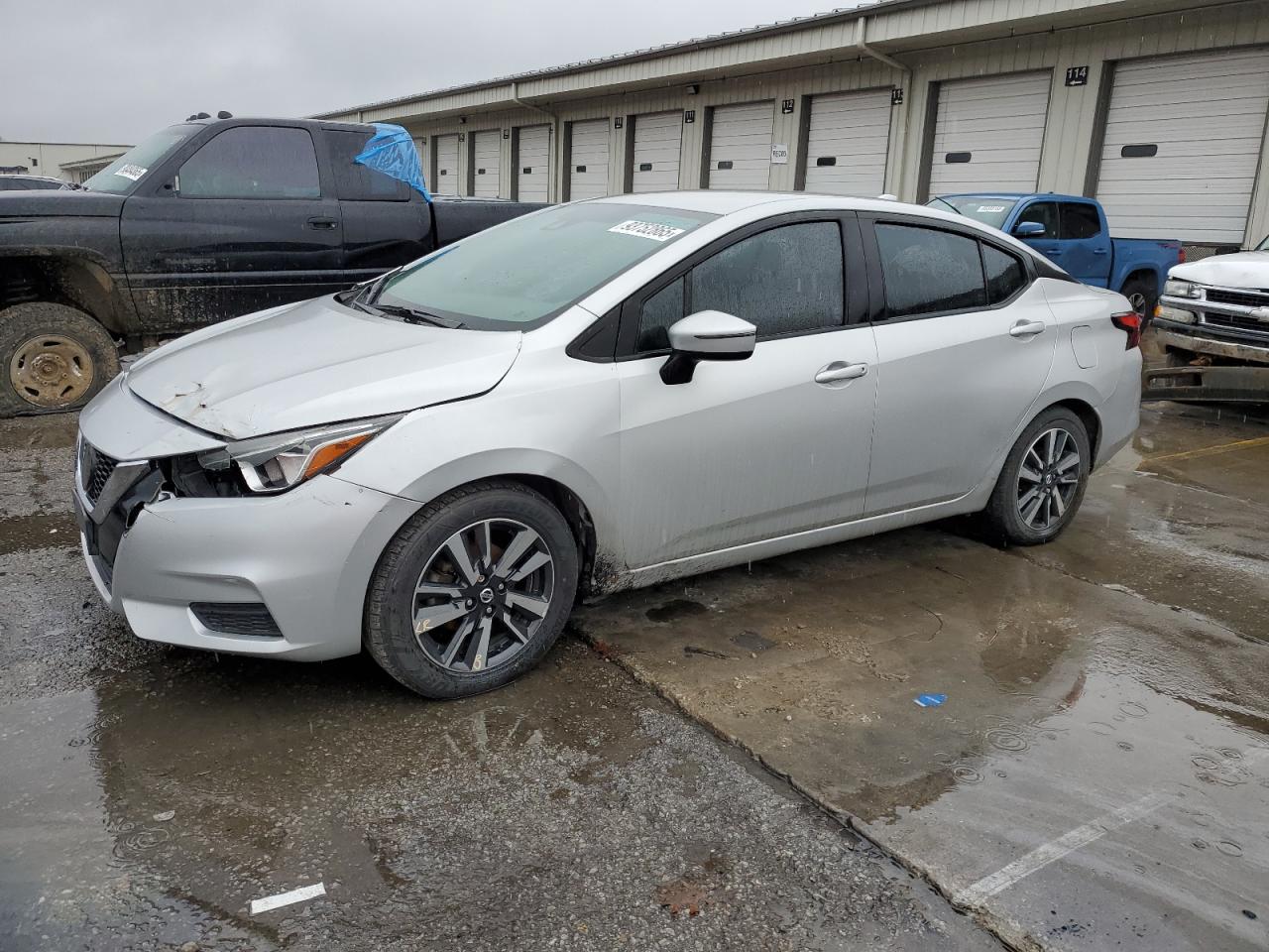 Nissan Versa Sv Image 1