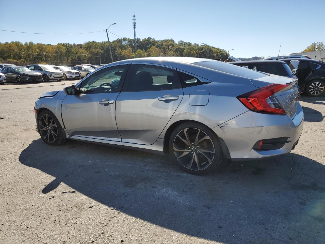 Honda Civic Sport Image 2