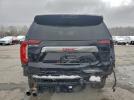 GMC Yukon Denali Image 7