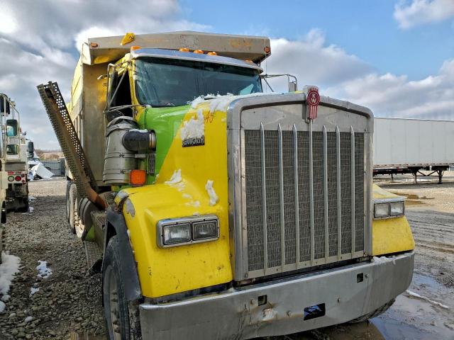  Salvage Kenworth W900