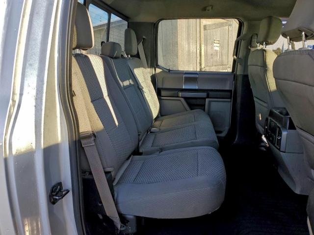 Ford F-150 Supercrew Image 8