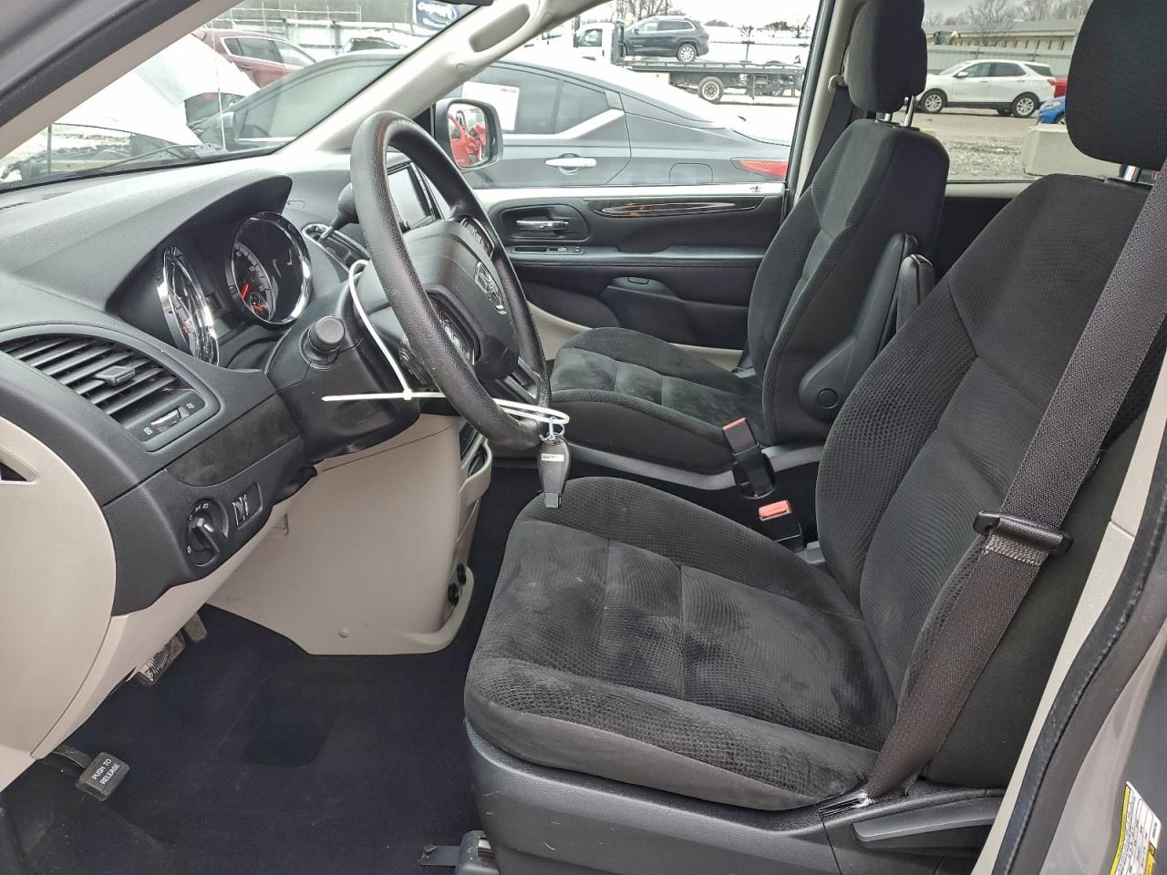 Dodge Caravan Se Image 2