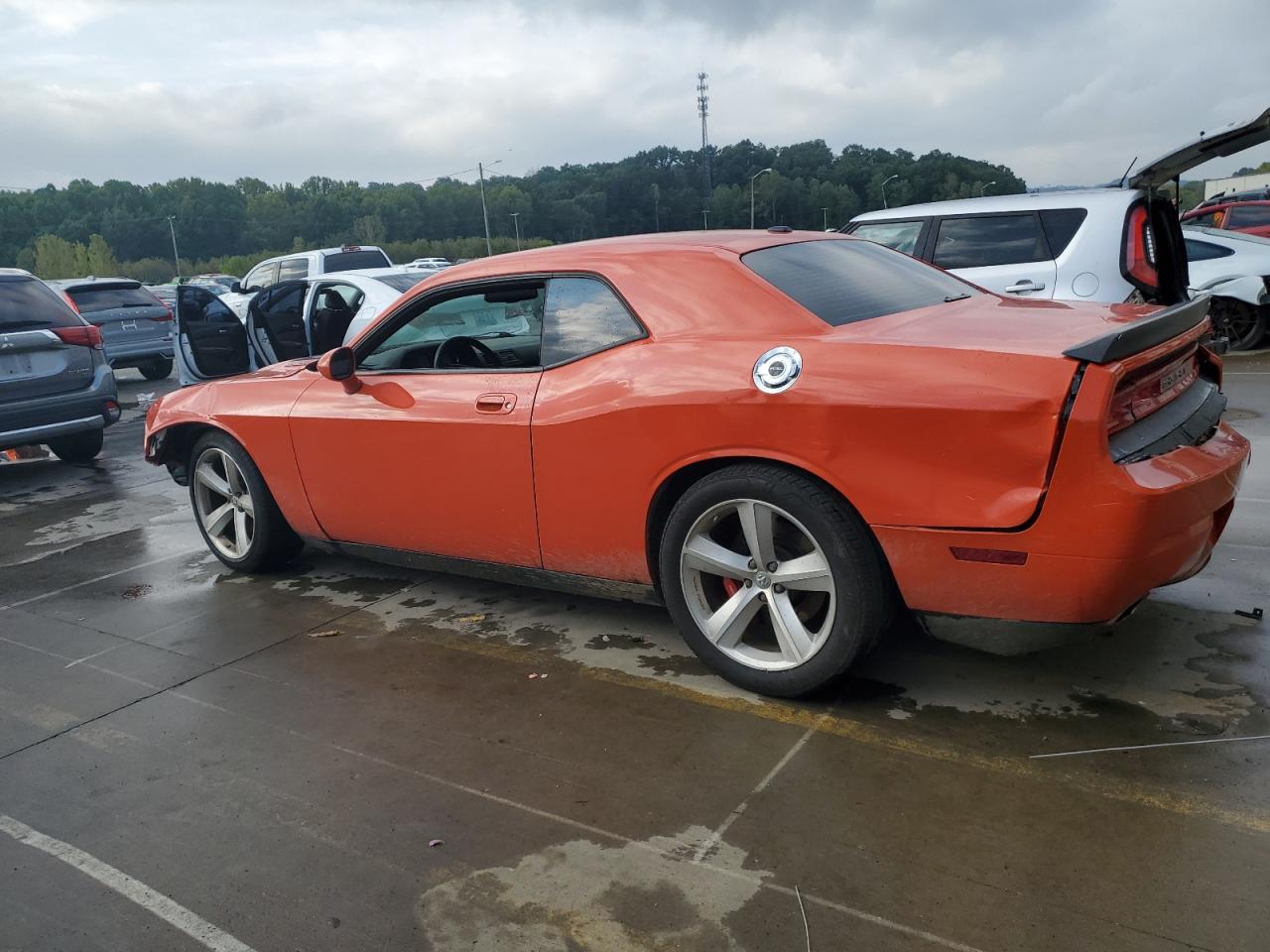 Dodge Challenger Srt-8 Image 8