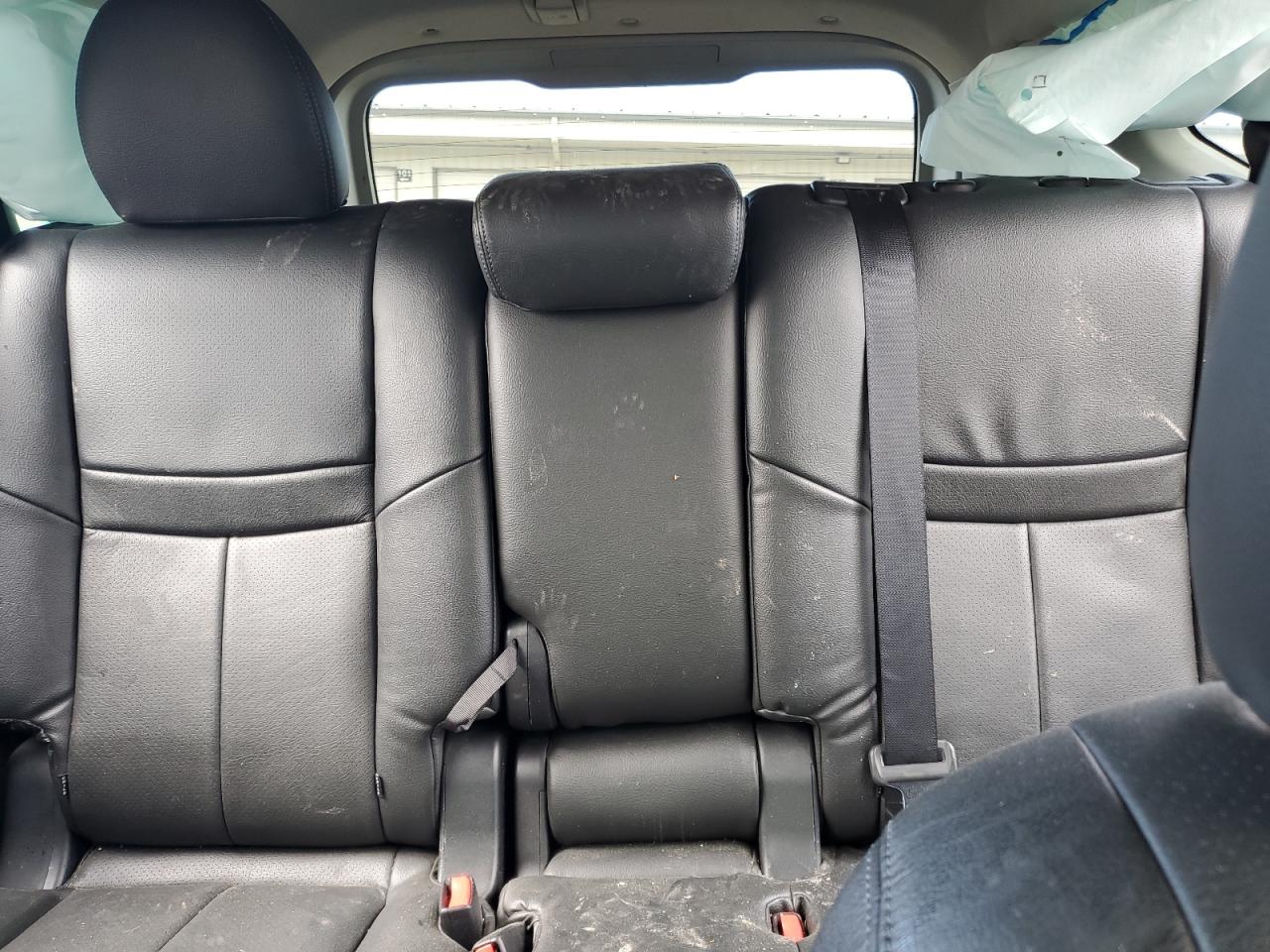 Nissan Rogue S Image 11