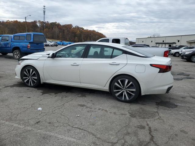 Nissan Altima Platinum Image 6