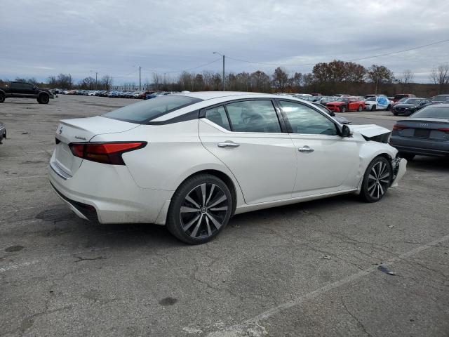 Nissan Altima Platinum Image 4