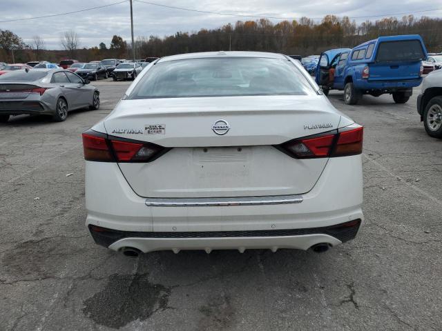 Nissan Altima Platinum Image 5