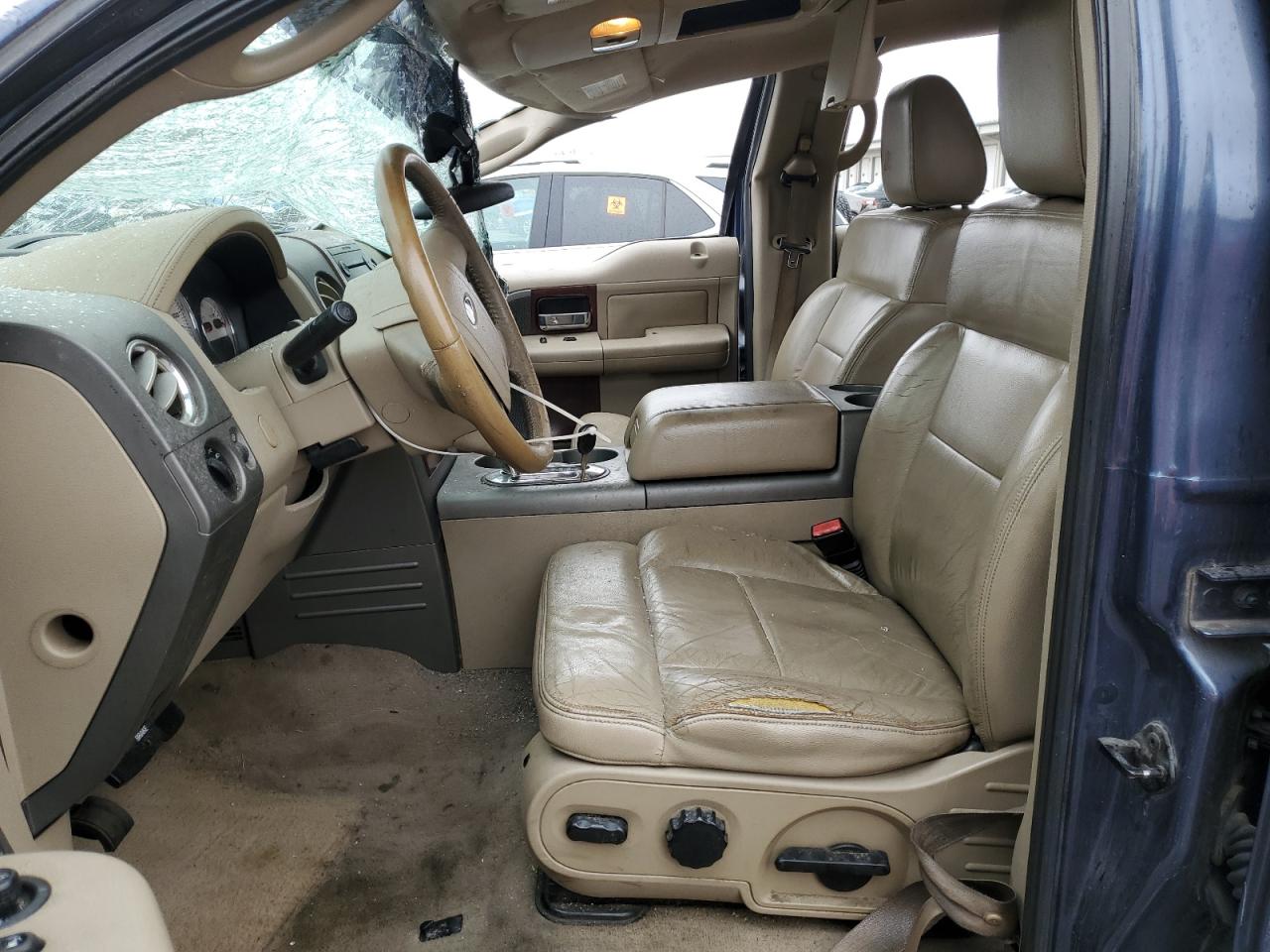 Ford F-150 Supercrew Image 8