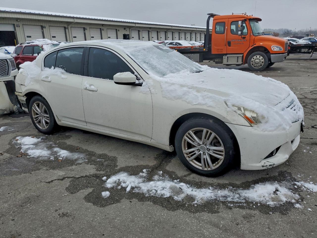 INFINITI G25 Image 3