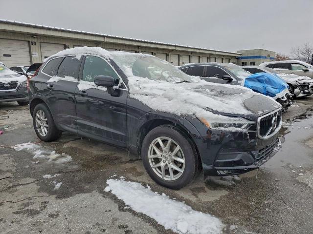 Volvo XC60 T5 Momentum Image 3