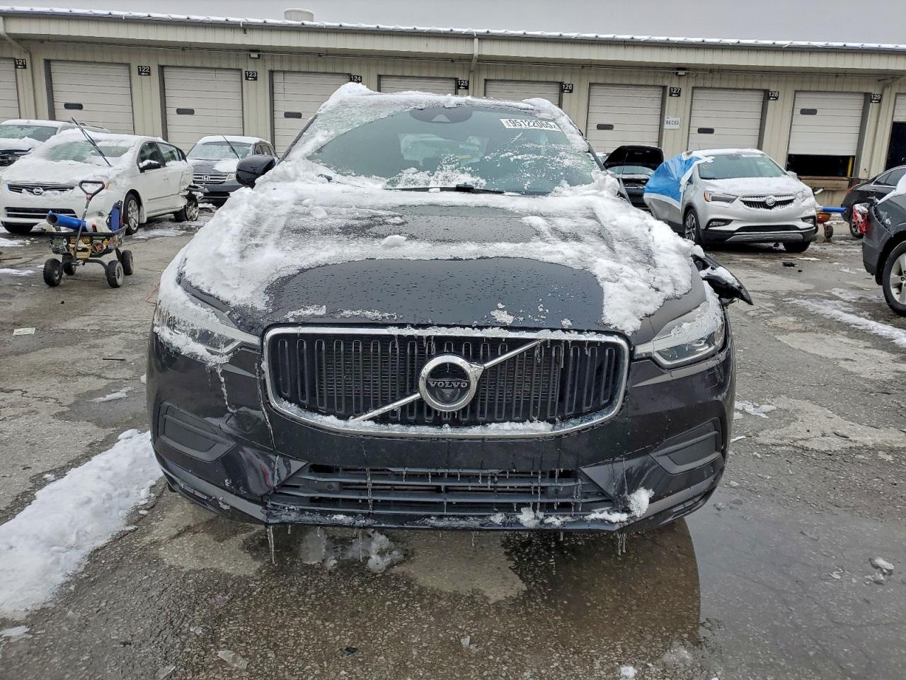 Volvo XC60 T5 Momentum Image 4