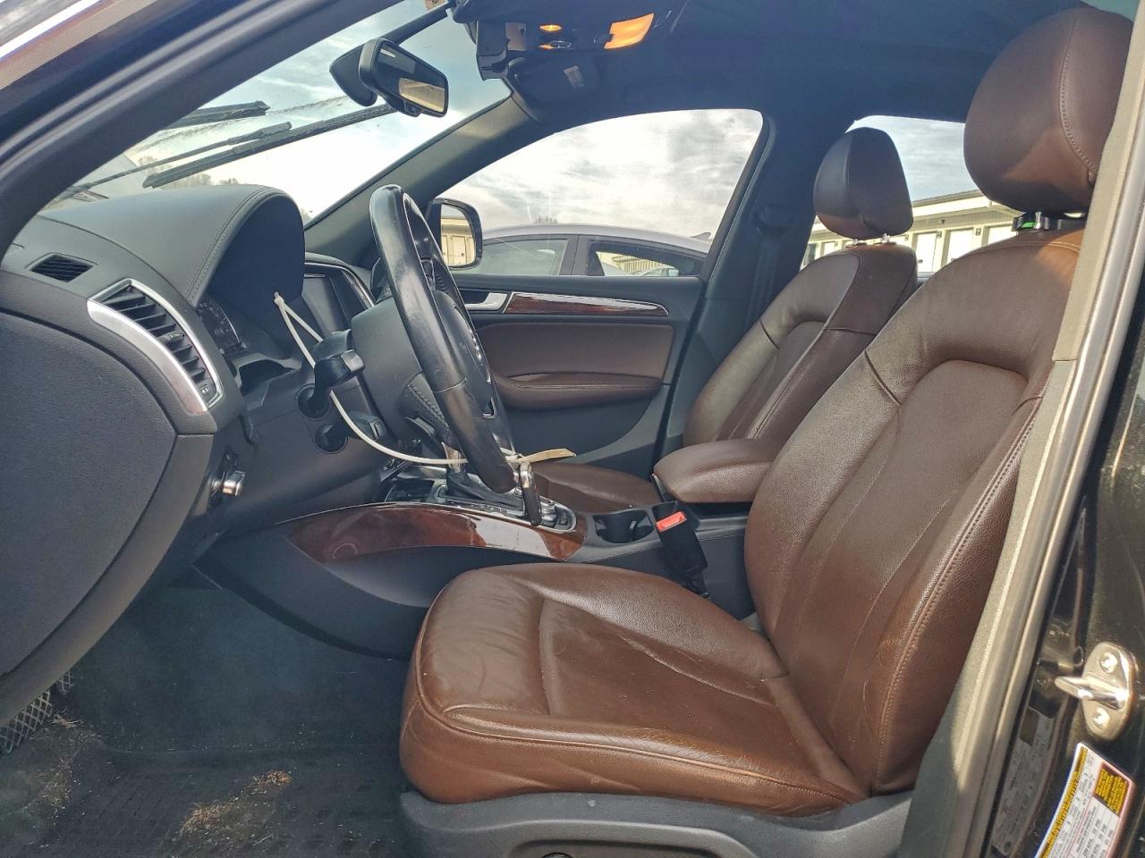 Audi Q5 Premium Plus Image 8