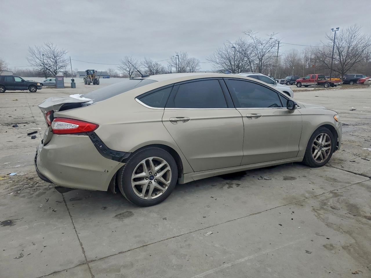 Ford Fusion Se Image 8