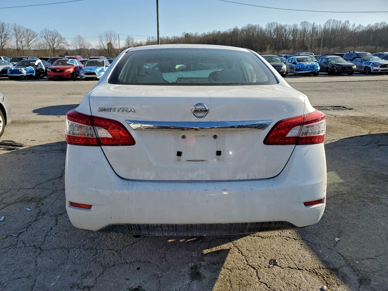 Nissan Sentra S Image 8