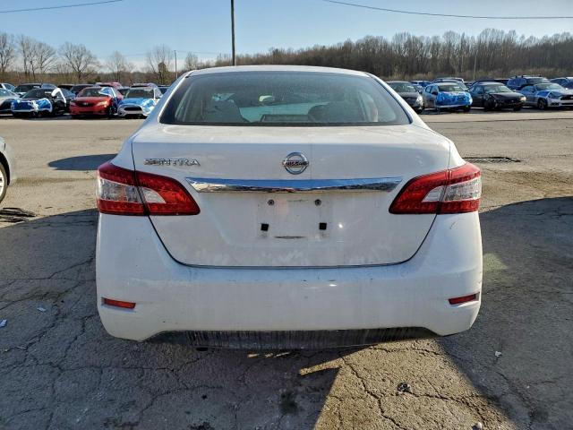 Nissan Sentra S Image 8