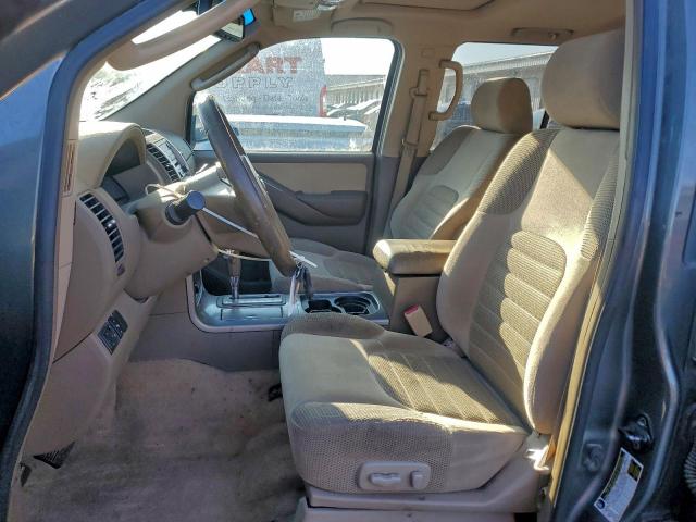 Nissan Pathfinder Le Image 13