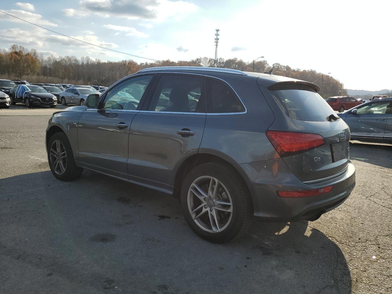 Audi Q5 Premium Plus Image 11