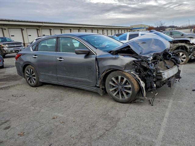 Nissan Altima 2.5 Image 7