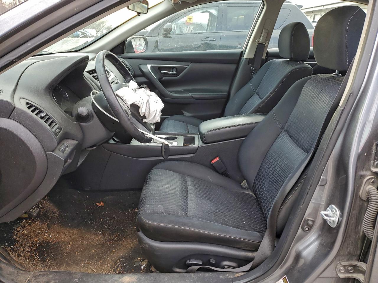Nissan Altima 2.5 Image 3
