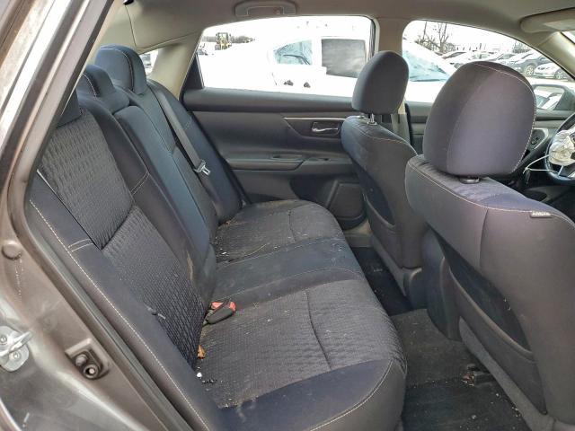 Nissan Altima 2.5 Image 6