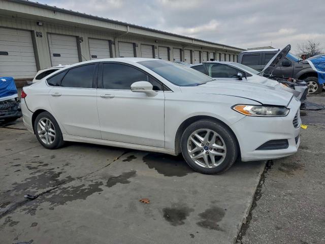 Ford Fusion Se Image 10