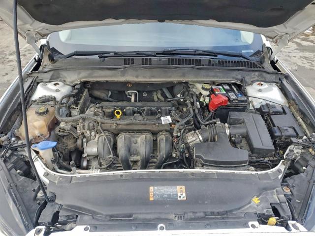 Ford Fusion Se Image 6