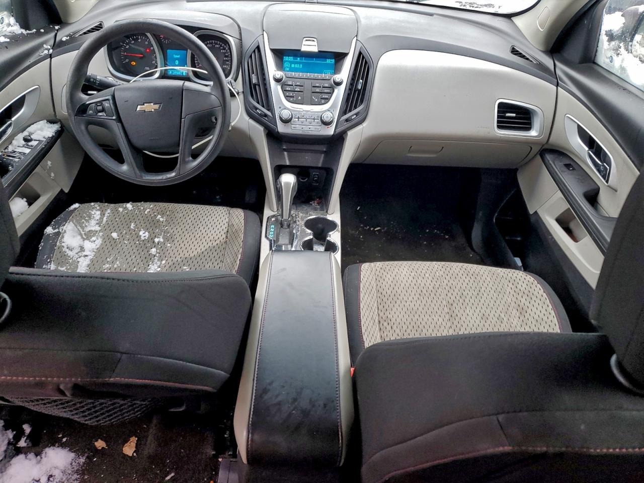 Chevrolet Equinox Ls Image 3