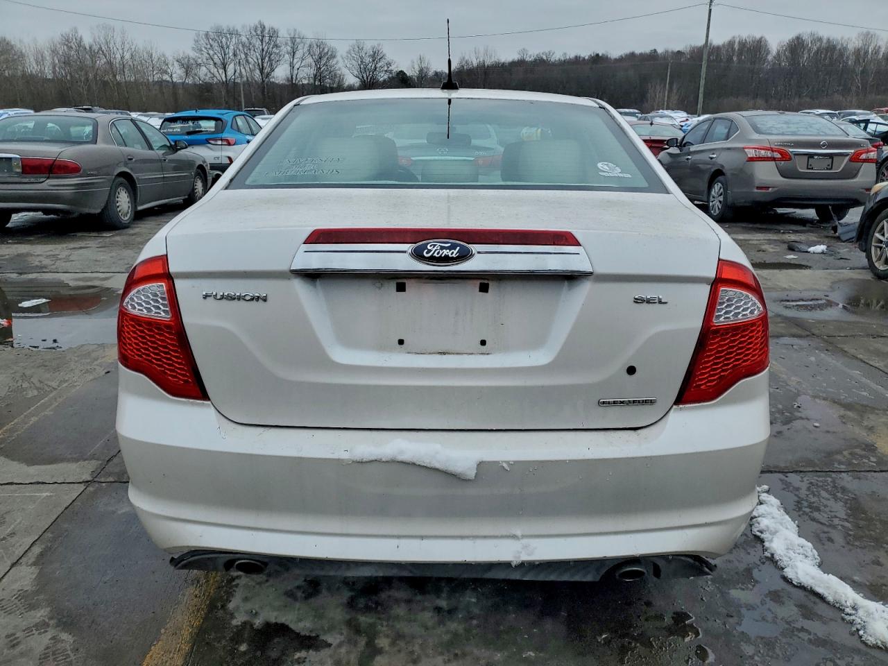 Ford Fusion Sel Image 4