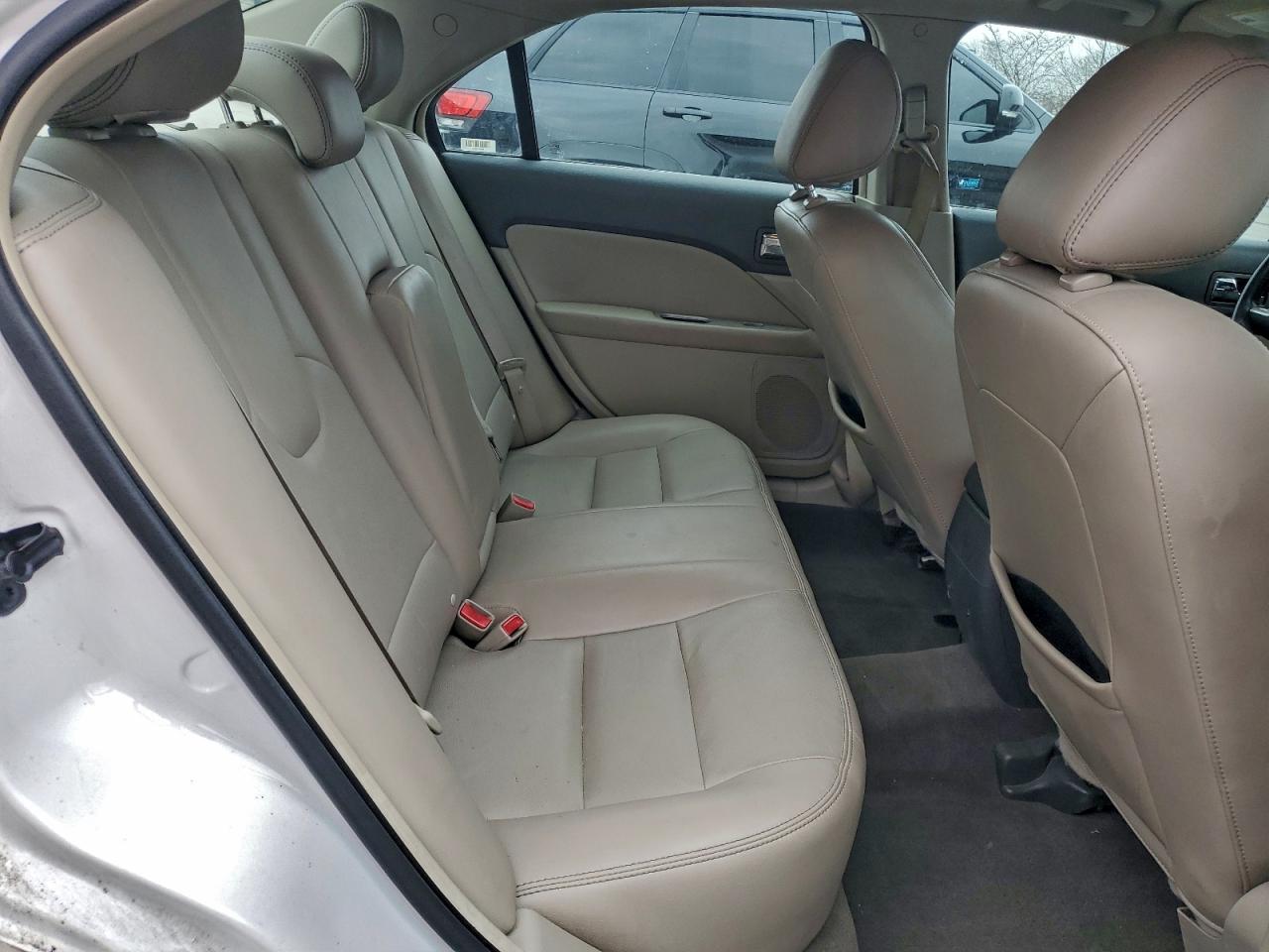 Ford Fusion Sel Image 6