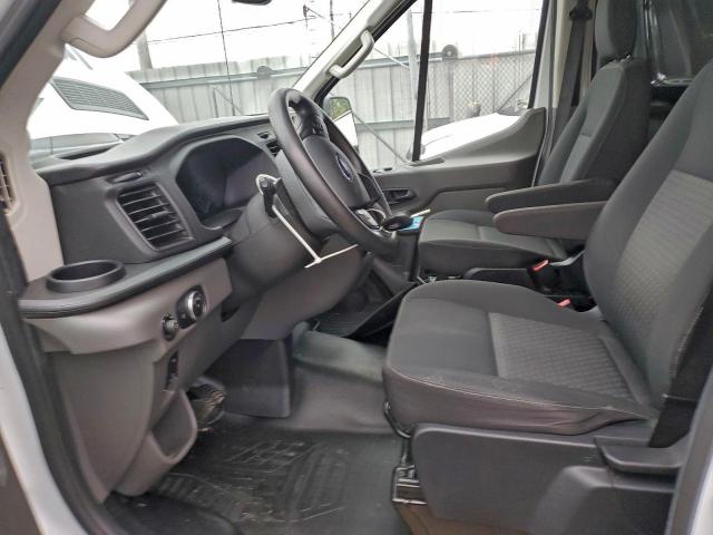 Ford Transit T-250 Image 5