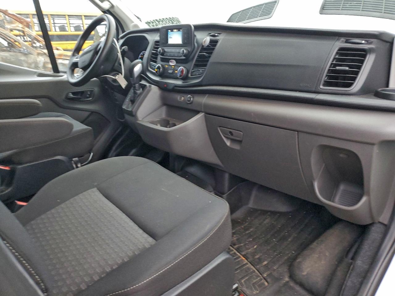 Ford Transit T-250 Image 8