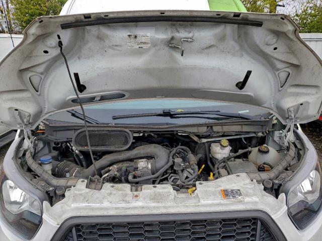 Ford Transit T-250 Image 4