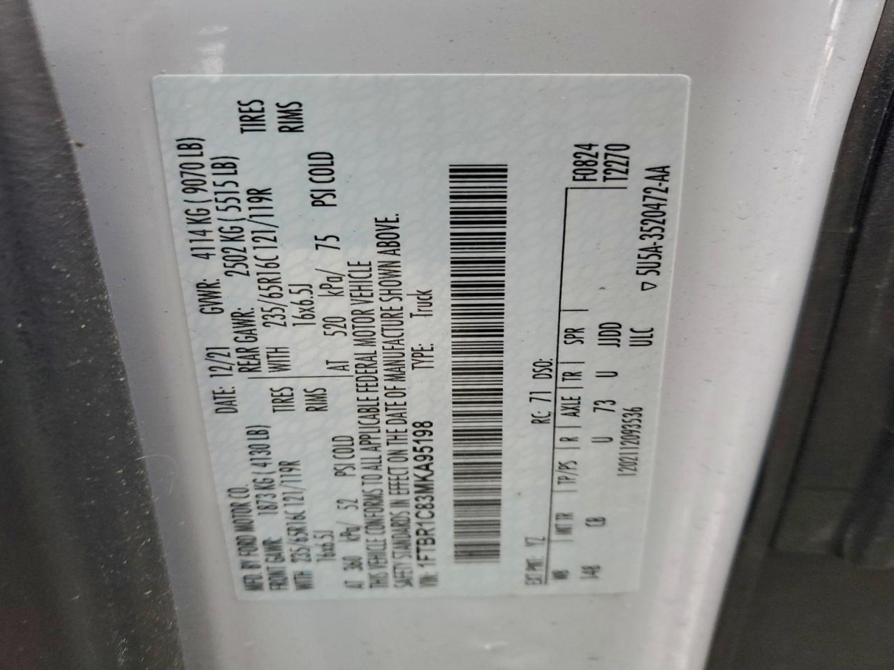 Ford Transit T-250 Image 6