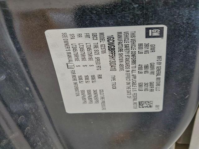 Chevrolet Express Image 13