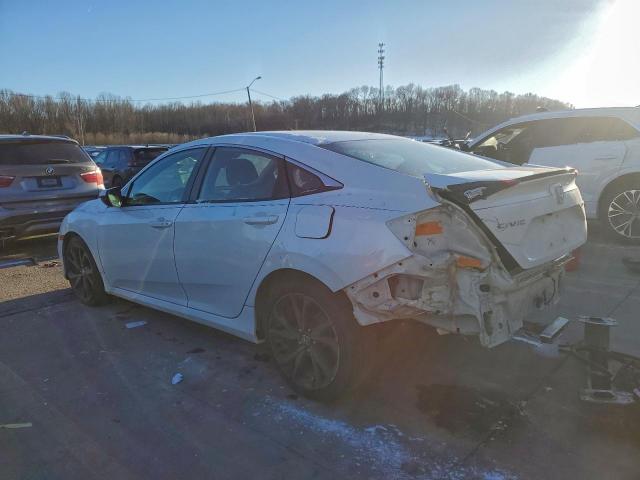 Honda Civic Sport Image 2