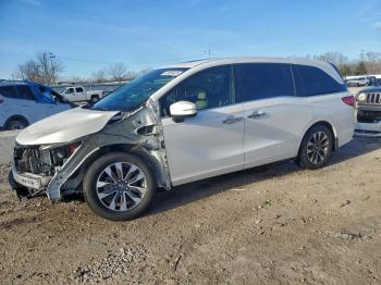  Salvage Honda Odyssey
