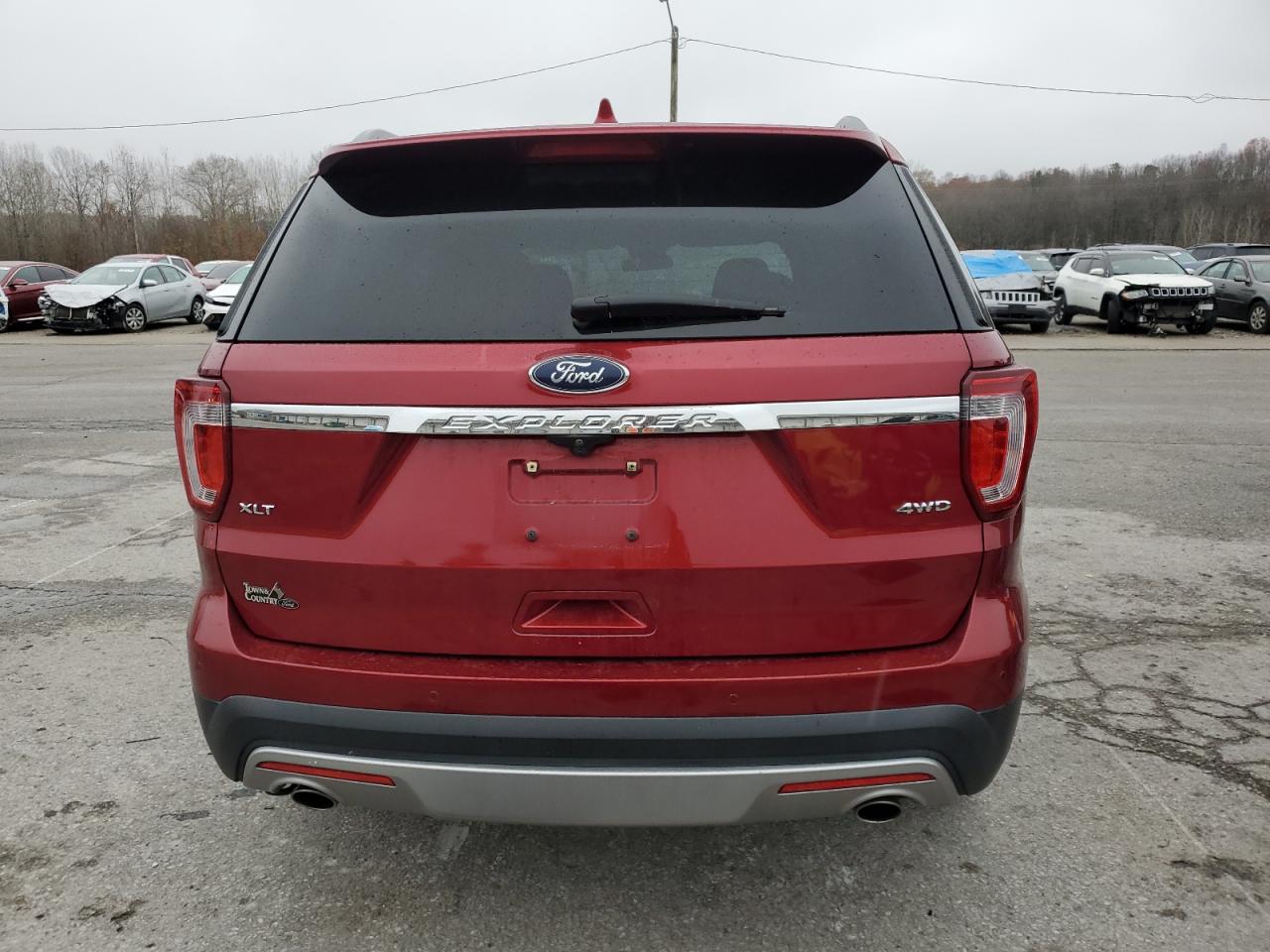 Ford Explorer Xlt Image 7