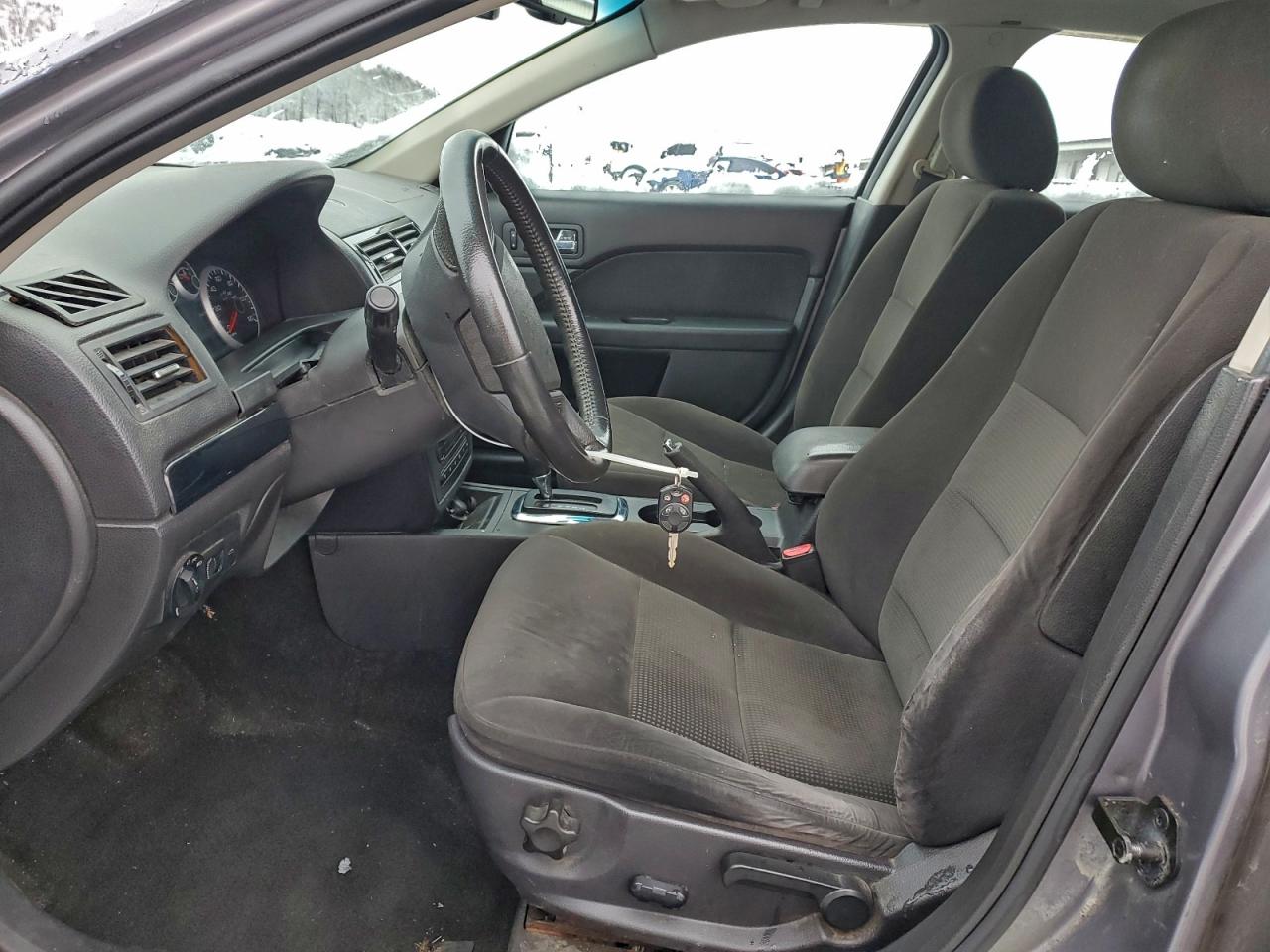 Ford Fusion Sel Image 2