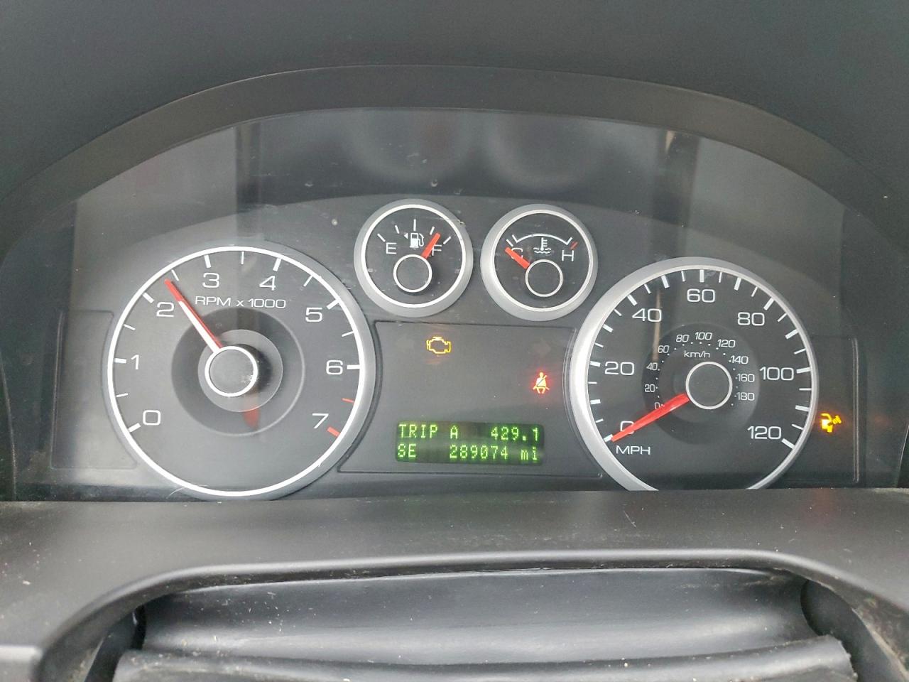 Ford Fusion Sel Image 5