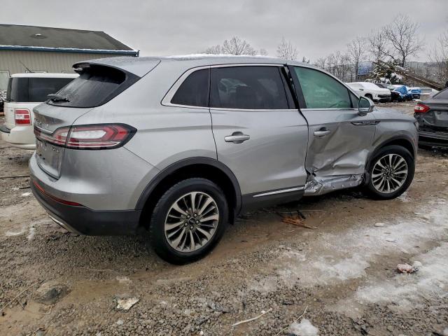 Lincoln Nautilus Image 8