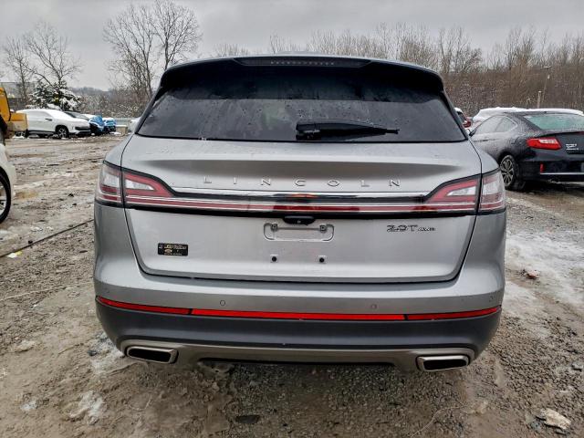 Lincoln Nautilus Image 3