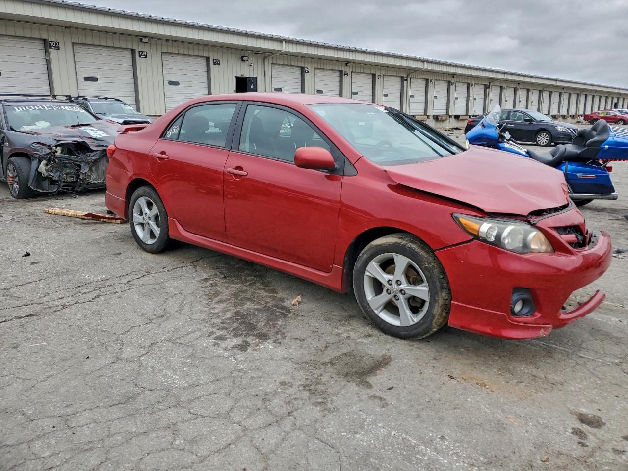 Toyota Corolla Base Image 6