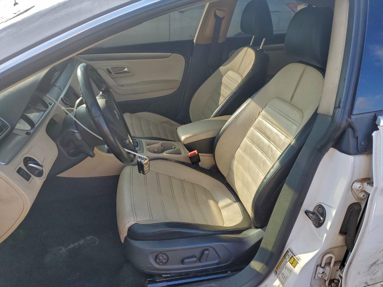 Volkswagen CC Sport Image 5