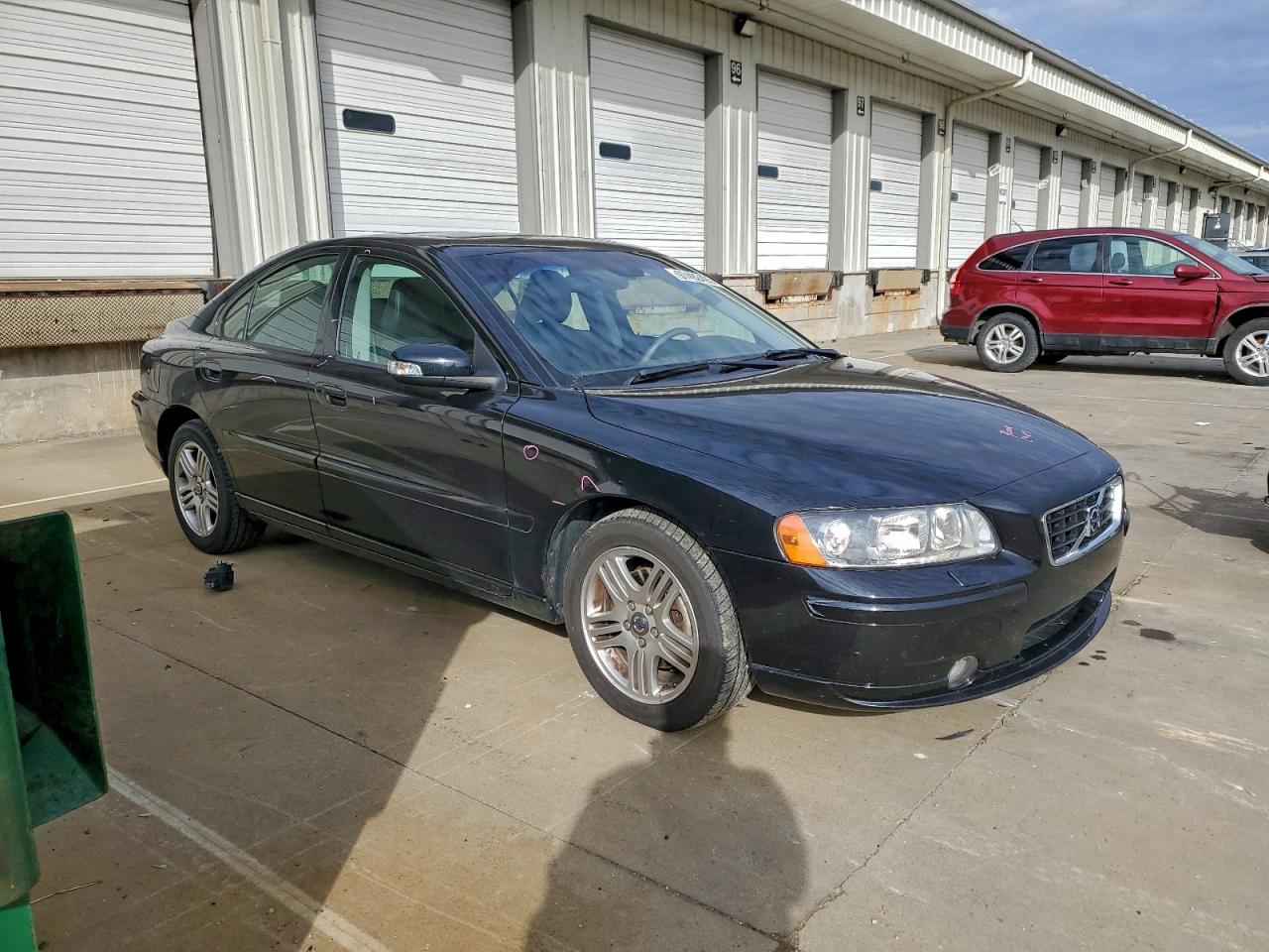 Volvo S60 2.5t Image 2