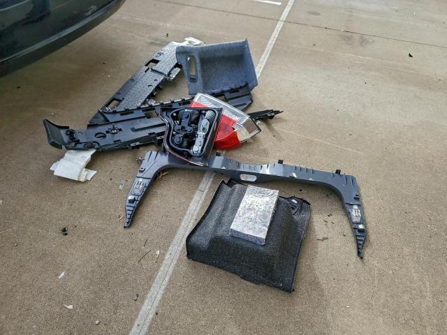 Volvo S60 2.5t Image 5