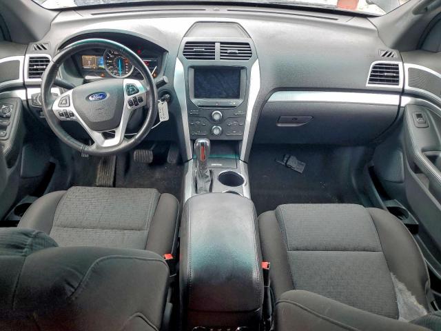 Ford Explorer Xlt Image 9